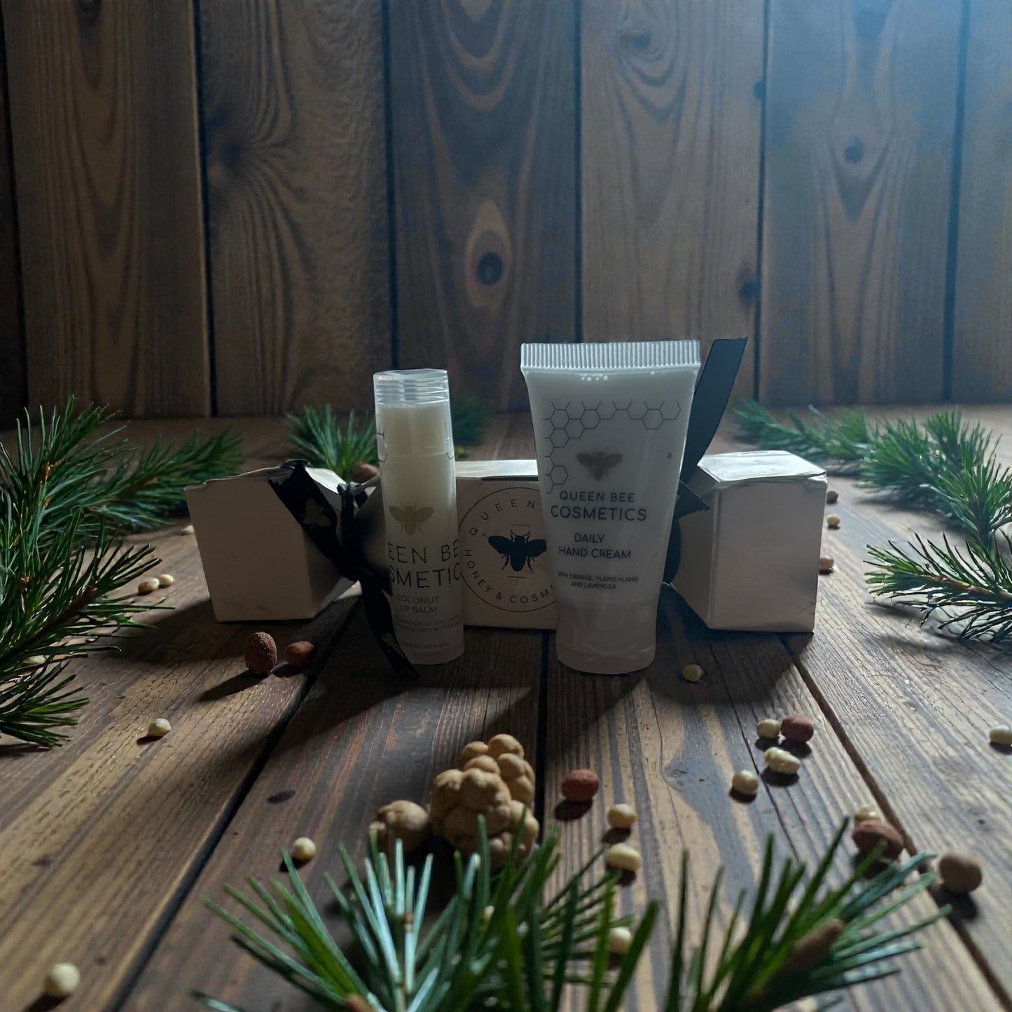 Cracker containing Lip Balm and Hand Cream